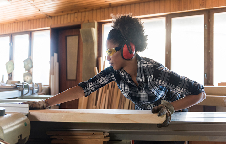 woman in construction